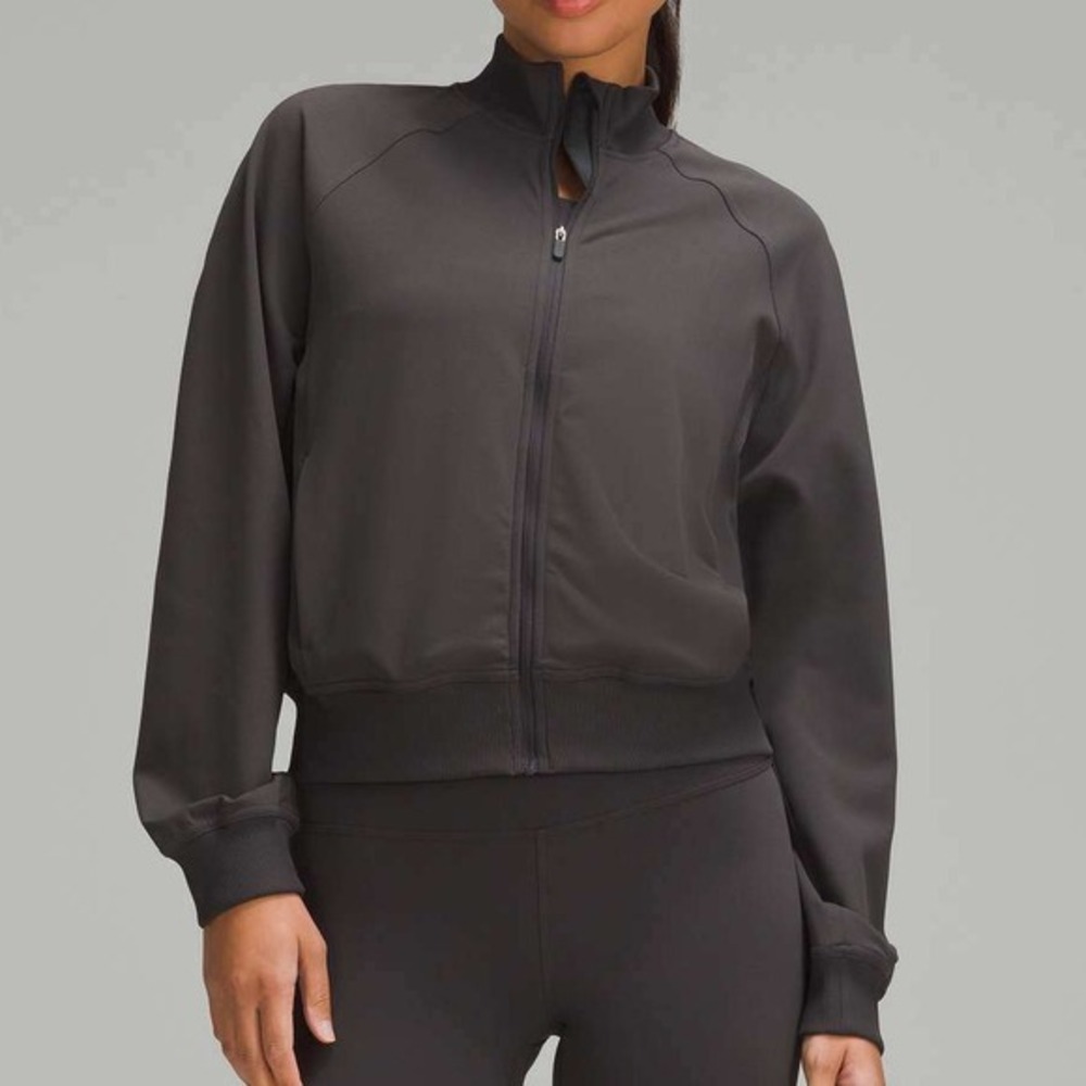 Lululemon Women's 10 Gray Wunder Train Twill Track Jacket Gym‎ Workout Casual